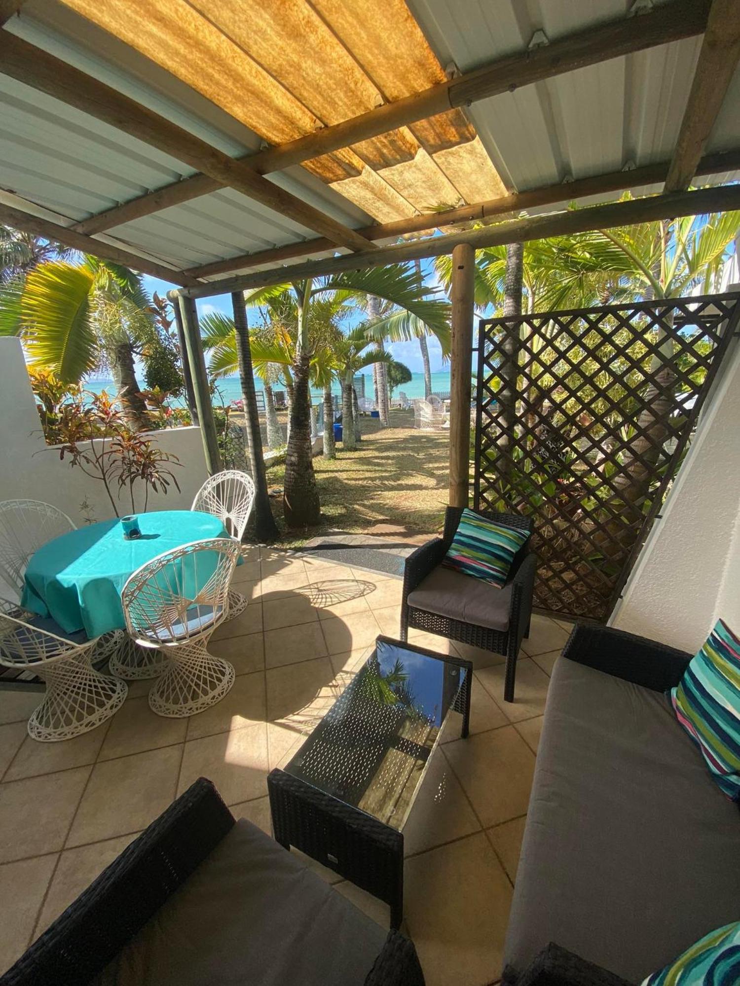 Islands View - Mazor Beach Villas Grande Gaube Room photo